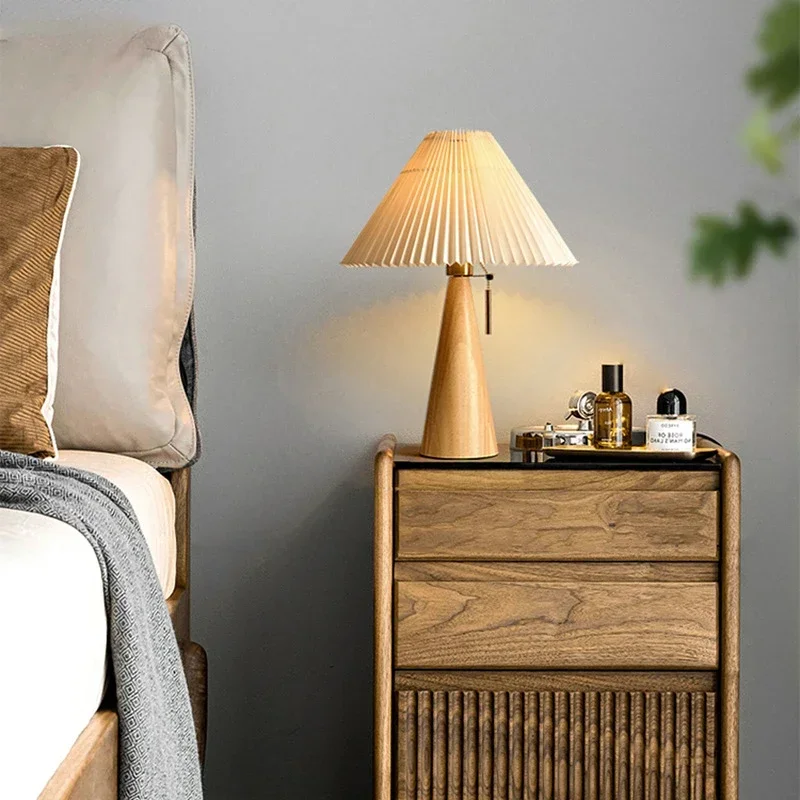 Luminária de mesa retrô plissa - Solar Lamp avaliação e preço