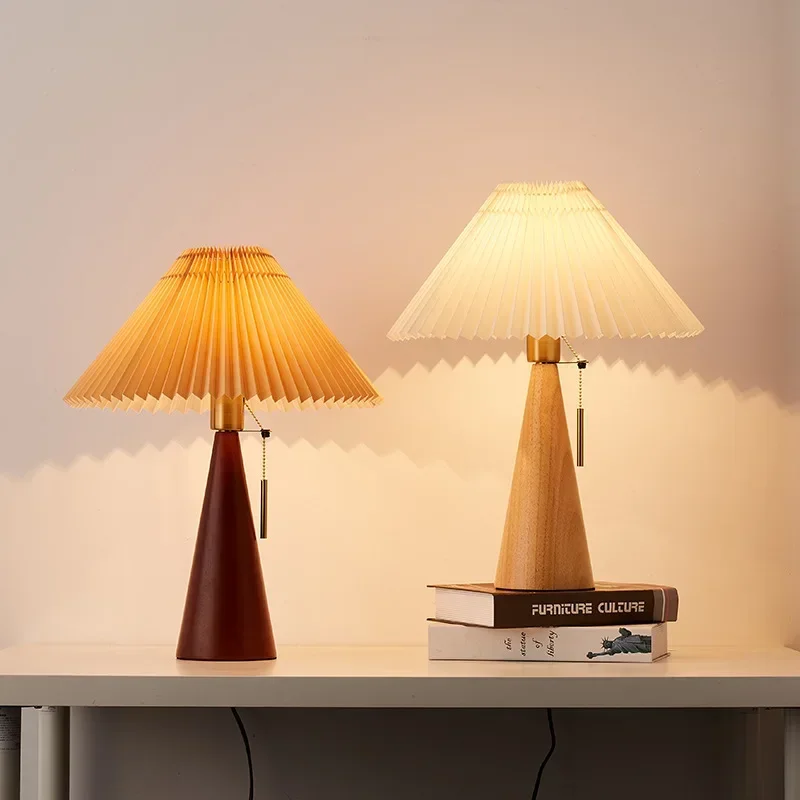 Luminária de mesa retrô plissa - Solar Lamp avaliação e preço